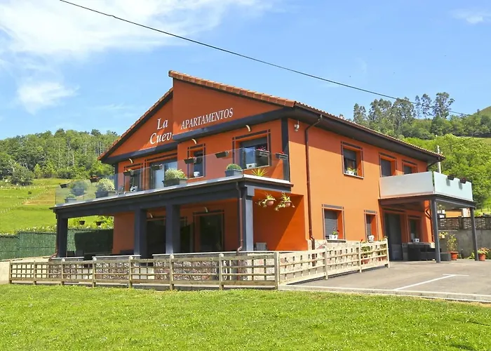 Apartamentos La Cueva - Onis